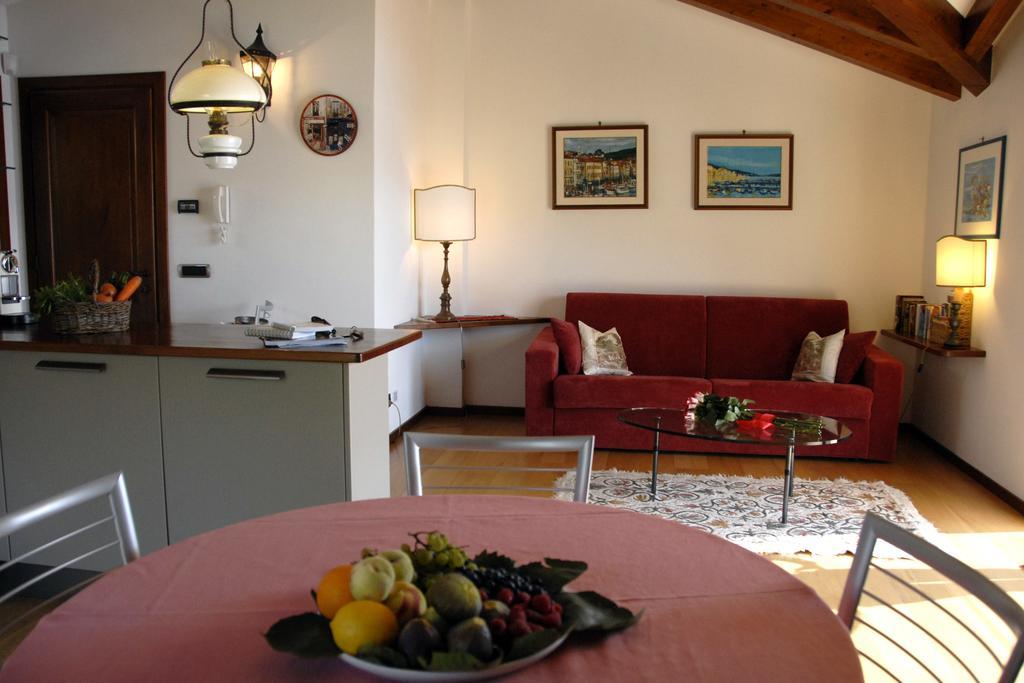 Alveluu Ristorante E Suites Тремецо Стая снимка