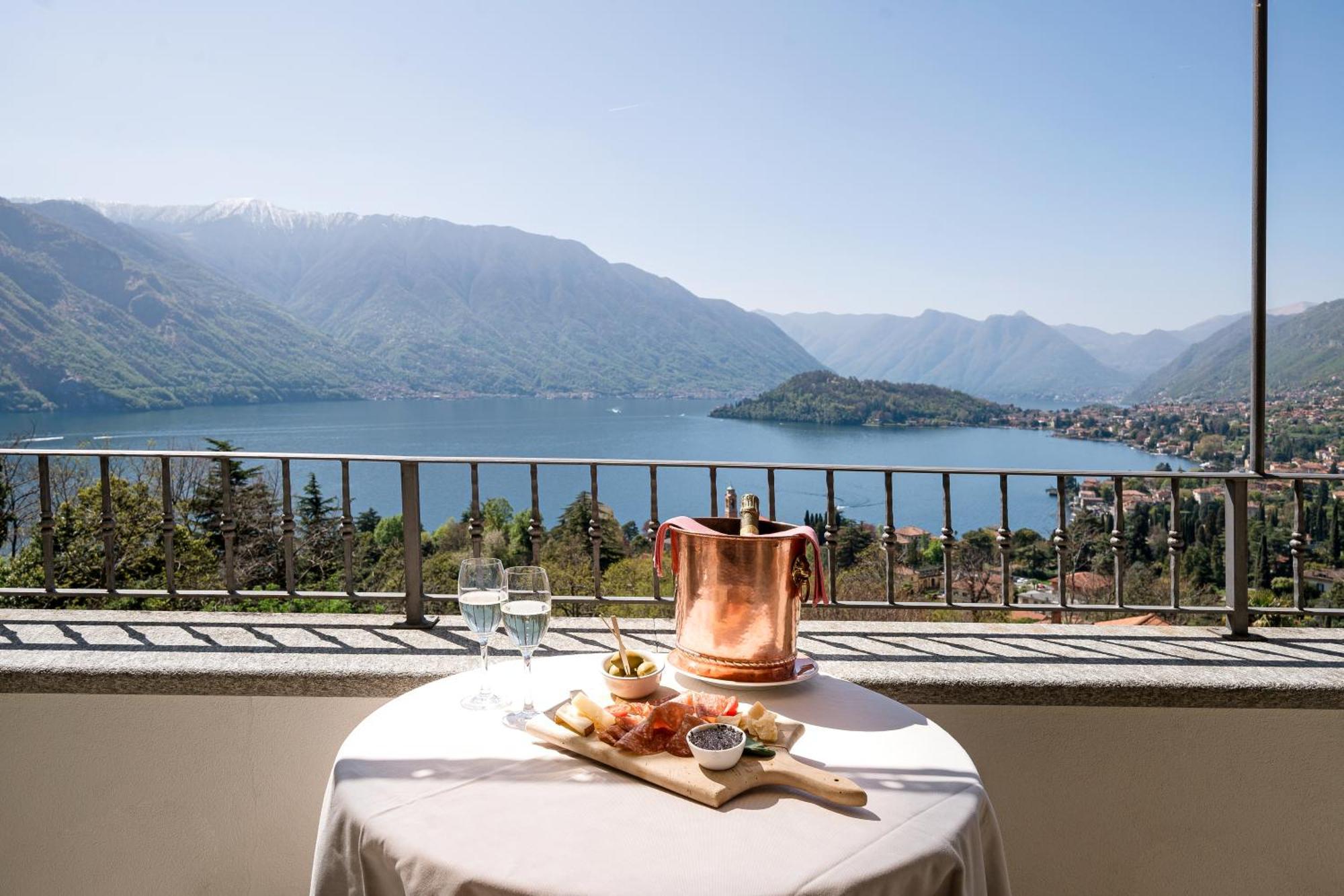 Alveluu Ristorante E Suites Тремецо Екстериор снимка